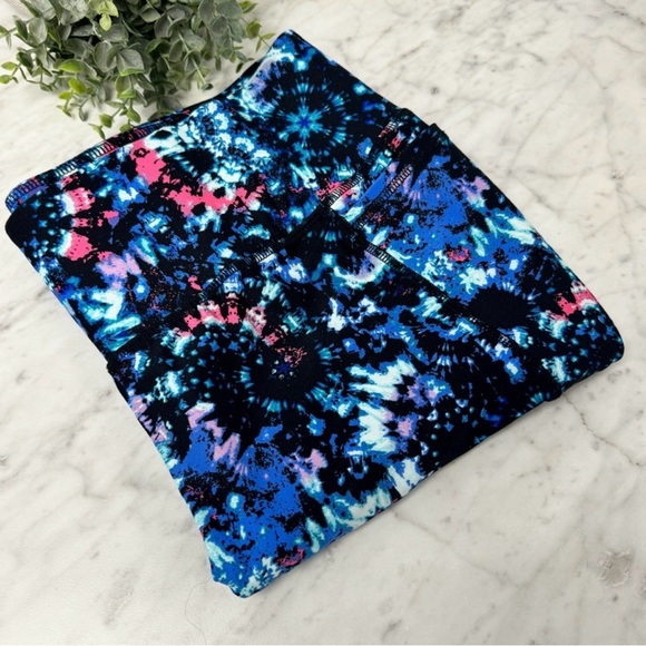 LIVI High-Rise Wicking Capri Legging - Strappy Hem - Size 18/20 1X - Picture 4 of 13